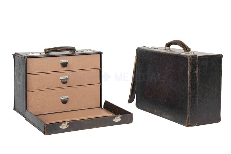 Doctors Bag / Case with drawers 